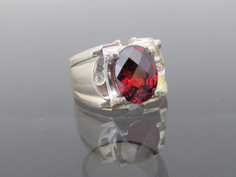 Vintage Sterling Silver Oval Garnet /& White Topaz Men/'s Ring Size 9