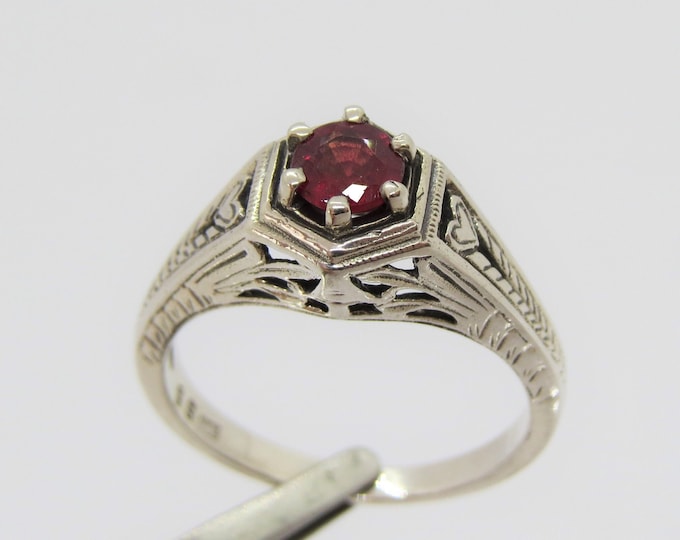 Vintage Sterling Silver Ruby Carved Filigree Ring Size 6,7,8