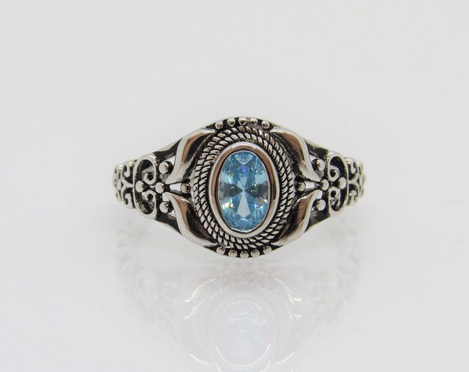 Vintage Sterling Silver Aquamarine Filigree Ring Size 9