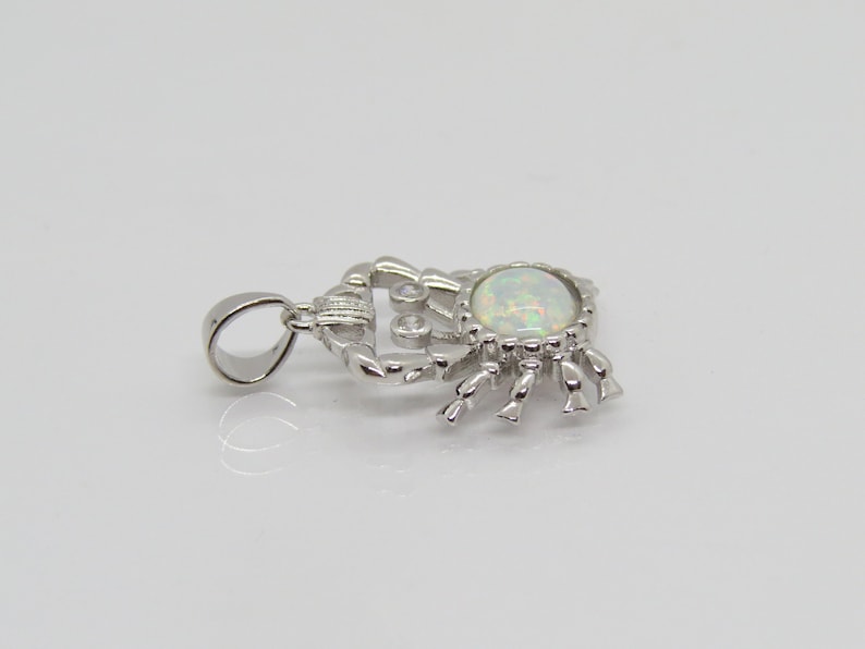 Vintage Sterling Silver White Opal /& White Topaz Crab Pendant