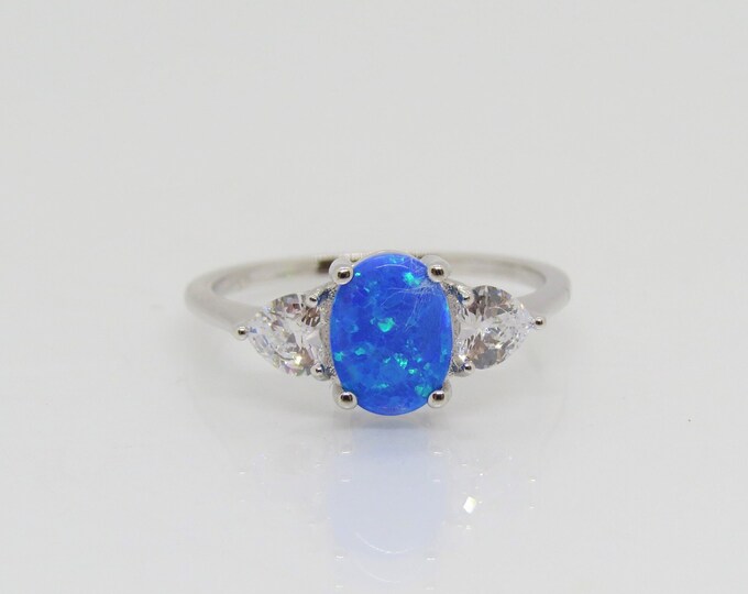 Vintage Sterling Silver Blue Opal & White Topaz Ring Size 8