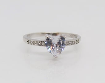 Anillo solitario vintage de topacio blanco con corte de corazón en plata de ley, talla 8