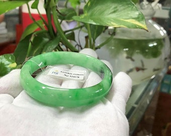 週末限定セール　アラセイトウバングル　シャー太翠 本宫镯 58.1 mm 認定天然未処理グレード A 翡翠バングル/グアテマラ翡翠