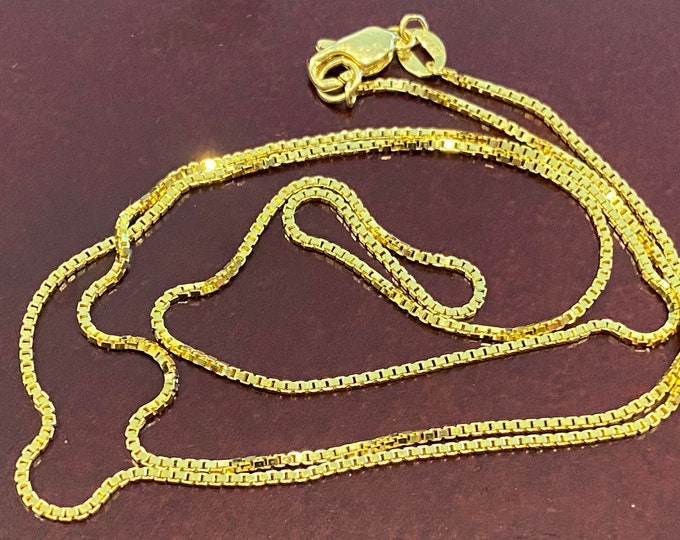Vintage 18K Solid Yellow Gold Square Box Link Chain Necklace