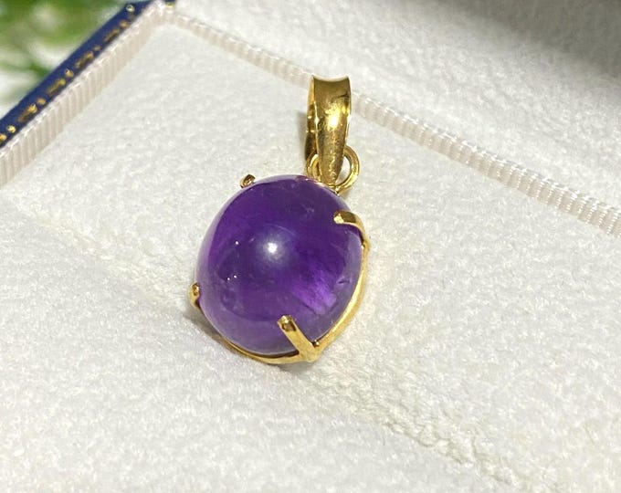 Vintage 14K Solid Yellow Gold 5.0ct Natural Oval Amethyst Cabochon Pendant.