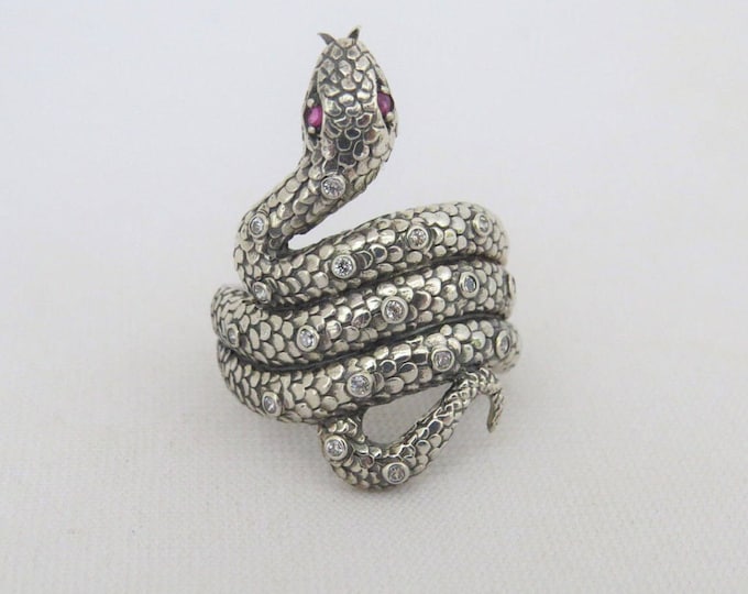 Vintage Sterling Silver White Topaz & Ruby eyes Snake Ring Size 8
