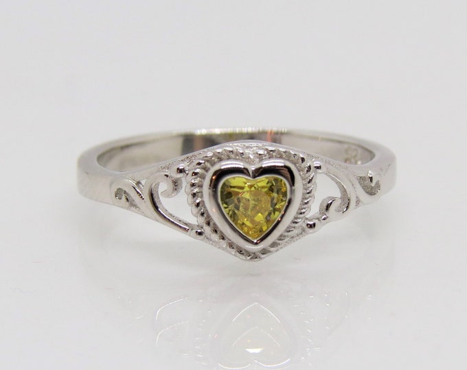 Vintage Sterling Silver Citrine Heart Filigree Ring Size 6