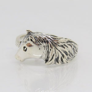 Vintage Sterling Silver Horse Ring Size 8