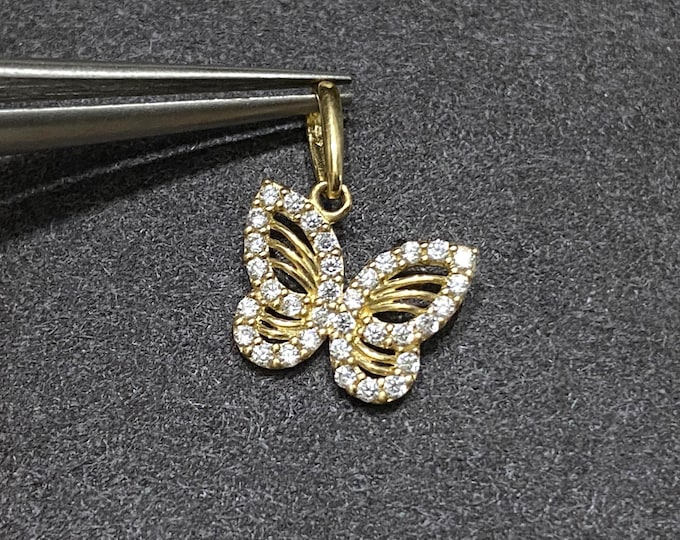 14K Solid Yellow Gold White Topaz Butterfly Pendant.