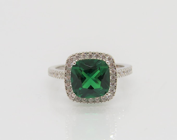 Vintage Sterling Silver Cushion cut Emerald & White Topaz Ring Size 7