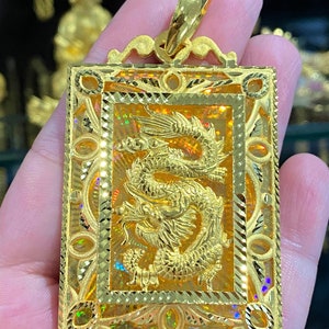 24K 980 Solid Pure Gold Diamond cut Dragon Vintage Pendant. Mat Tram Rong. 40.1grams.