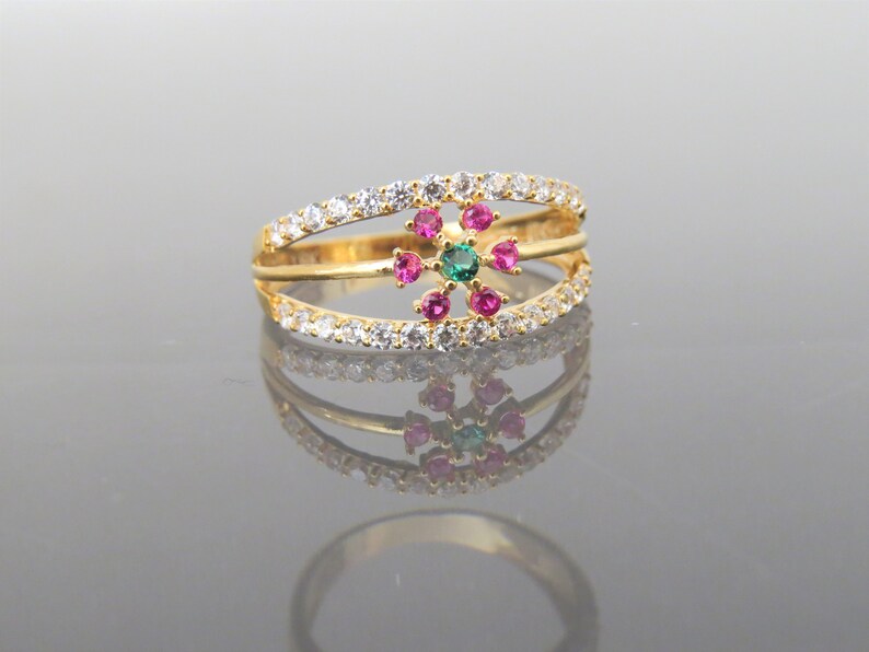 White Topaz /& Emerald Flower Ring Size 6.25 Vintage 18K Solid Yellow Gold Ruby