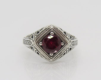 Vintage sterlingsilverring med rubin och filigran, storlek 8