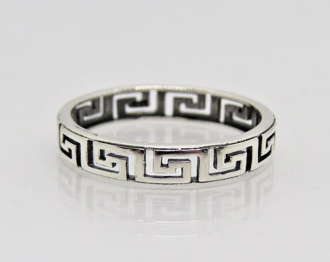 Vintage Sterling Silver Aztec Band Ring Size 8