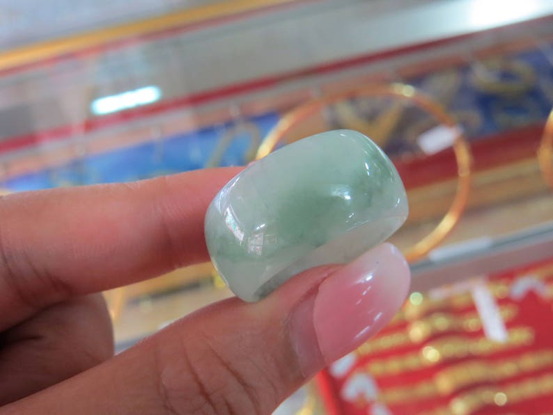 Vintage Translucent Natural Green Jadeite Jade Band Ring Size 9.75
