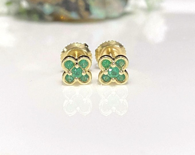 Vintage 14K Solid Yellow Gold .23ct Genuine Emerald Clover Earrings.