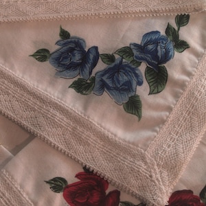 2 x pañuelo estampado con flores bordado con nombre