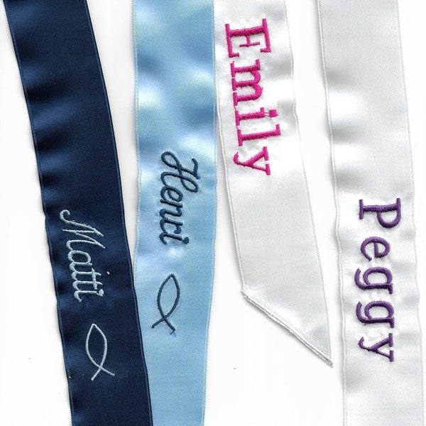 Ribbon embroiderd name