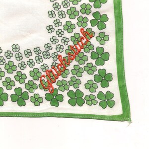 Taschentuch Kleeblatt Blumen und Deine Stickerei Bild 9