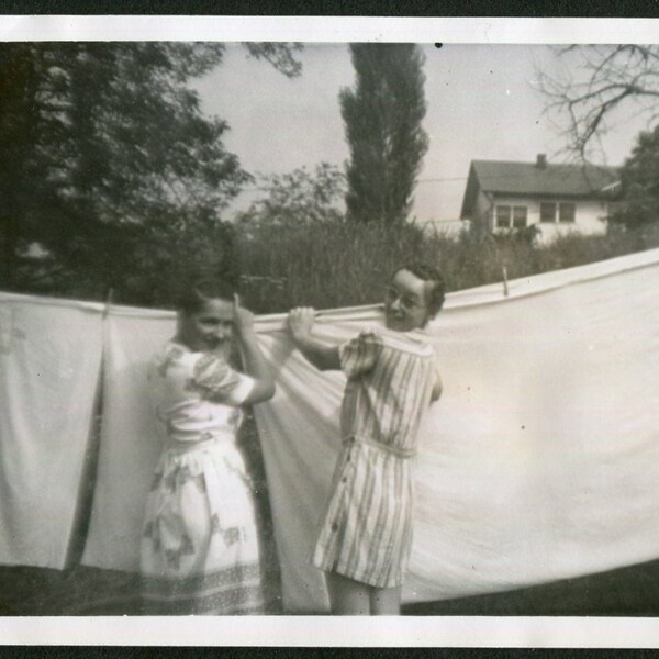 Vintage Photo Mother and Daughter Hanging Laundry on the Clothesline 1940's, Original Found Photo, Vernacular Photograph