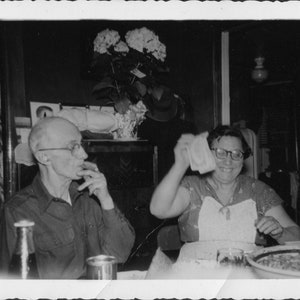 Vintage Photo Grandma Flashing Cash 1950&#39;s, Original Found Photo, Vernacular Photograph