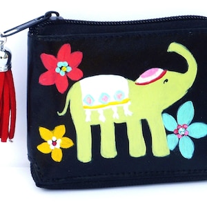 Bonita cartera pequeña de piel negra con cremallera para mujer, con diseño de elefante pintado a mano, con cremallera y colorido elefante pintado a mano, regalos bohemios únicos.