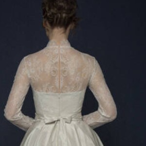 a-line wedding dress/ Ampella image 3