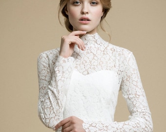 Long sleeve lace wedding dress / NESSA