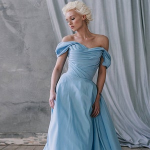 Blue wedding dress with open shoulders/ Alya image 2