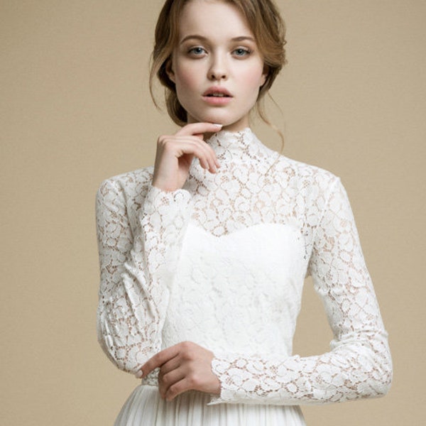 Long sleeve lace wedding dress / NESSA