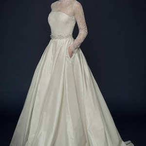 a-line wedding dress/ Ampella image 5