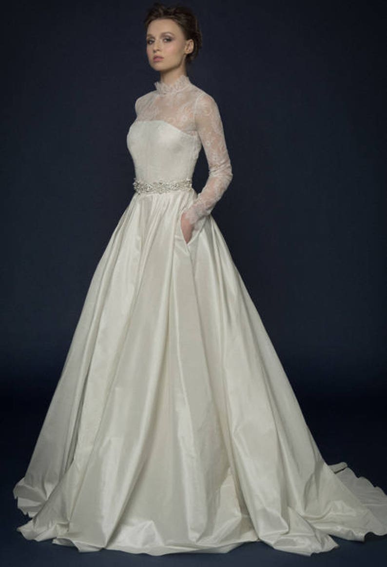 a-line wedding dress/ Ampella image 5