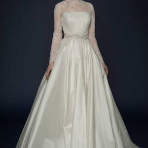 a-line wedding dress/ Ampella image 6