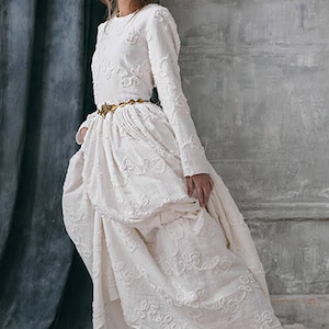 Alternative wedding dress/ Rabia image 4