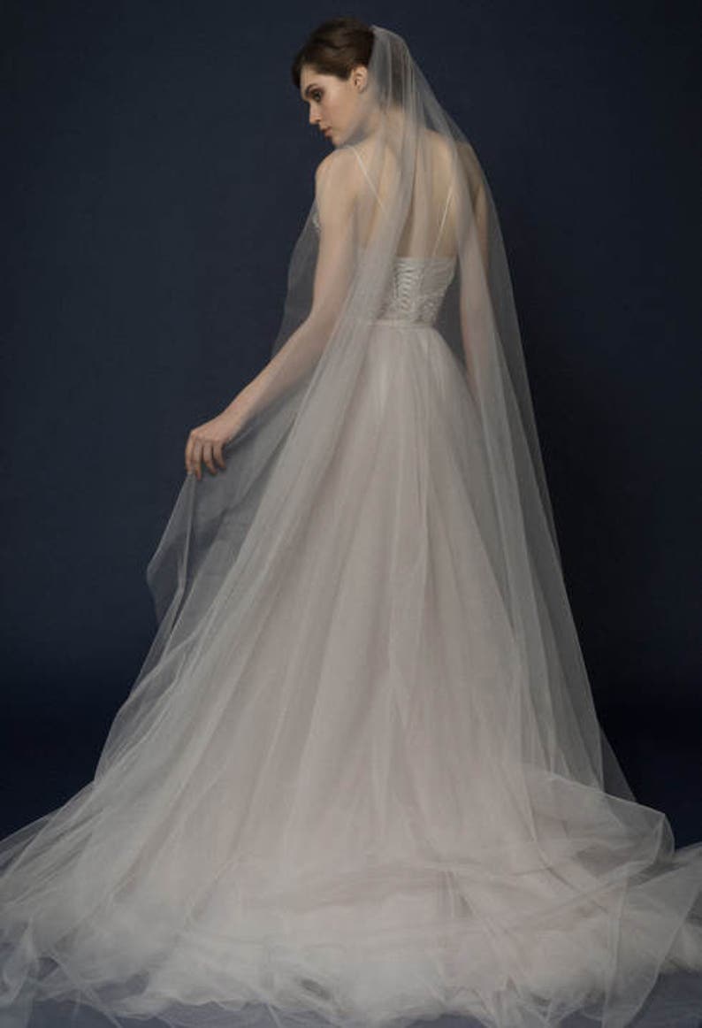 Ivory-smoky wedding dress/ Almina image 6