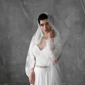 Grey wedding dress / Eribiya image 5