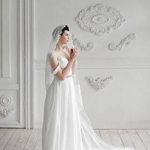 Grey wedding dress / Eribiya image 8