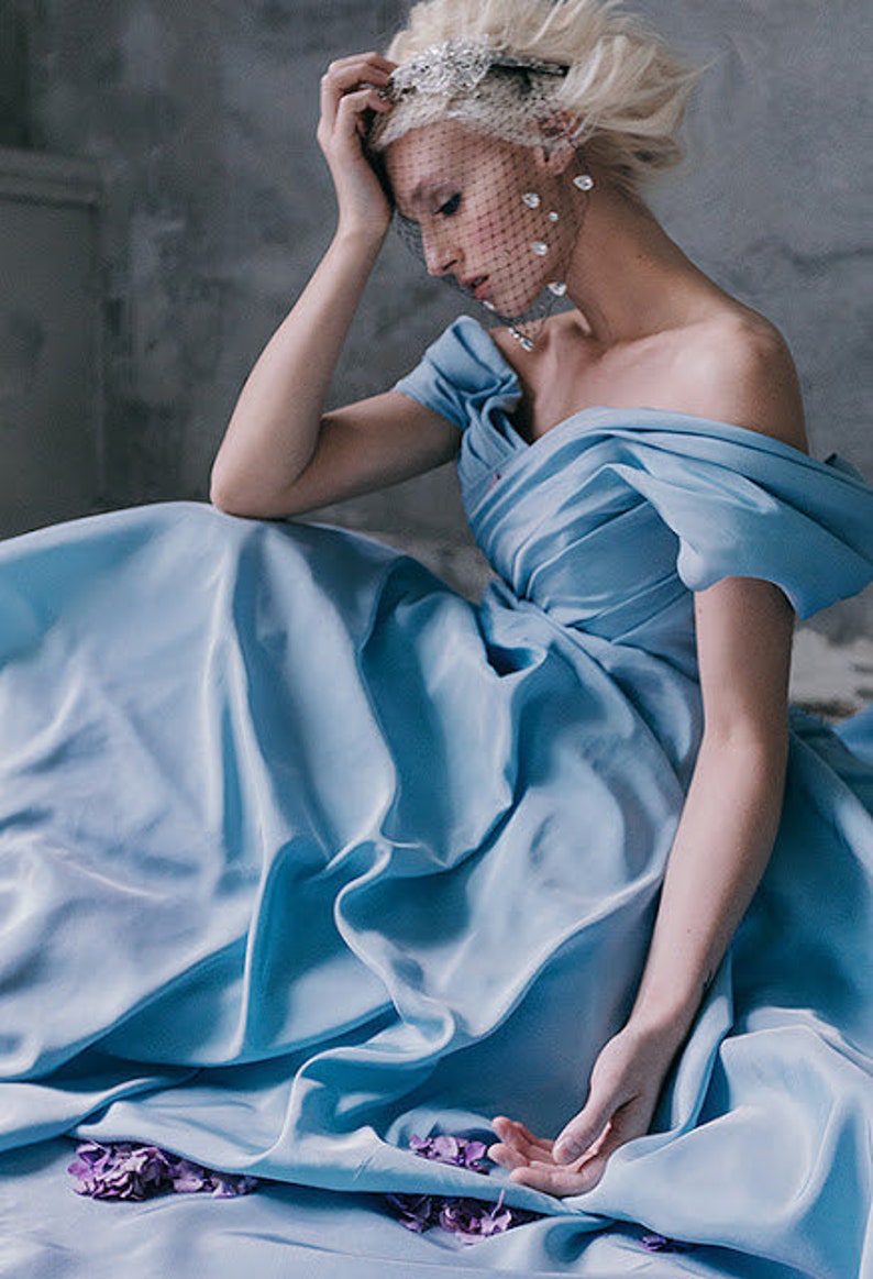 Blue wedding dress with open shoulders/ Alya image 3