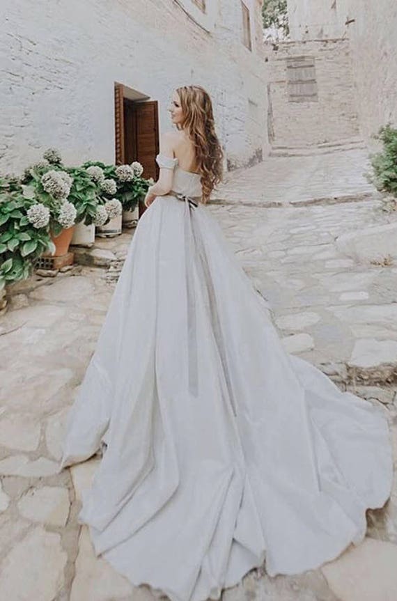 Filona Corset With Low Back Wedding Dress Open Shoulders Etsy