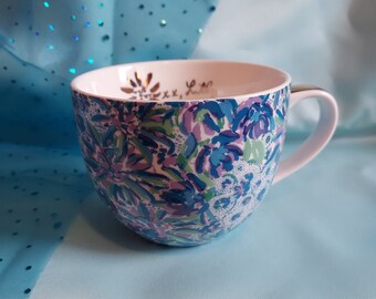 Lilly Pulitzer blue chintz 12 oz mug