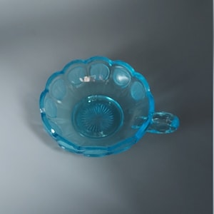 Fostoria  coin blue nappy dish