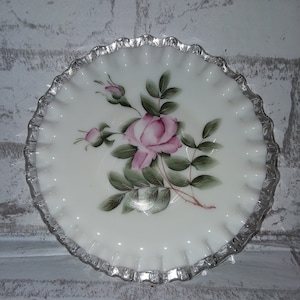 Ruffled edge 7 inch rose plate