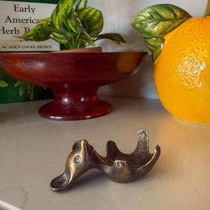 Vintage Mini Brass Mouse Ashtray | Mid Century Brass Mouse Holder | Small Brass Pipe Rest | Novelty Brass Decor | Whimsical Vintage Antique