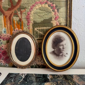 Vintage Oval Frame Set | Ornate Gold & Brass Frames | Antique Style Portrait Frames | Victorian Inspired Decor | Gallery Wall Frame Set of 2