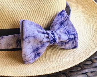 lavender vein (self tie bowtie)
