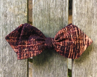 maroon grain diamond-point (self tie bowtie)