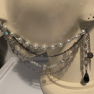 Nice Day for a White Wedding - Multi-Strand Nose Chain