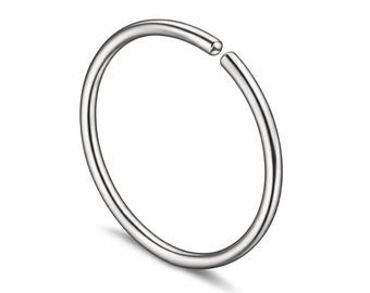 Stalen neus- of oorring van 20 of 18 g Verkrijgbaar in 8 mm of 10 mm