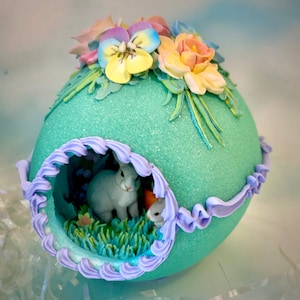 Sugar Easter Egg, Bunny Scene, Vintage Style Gift