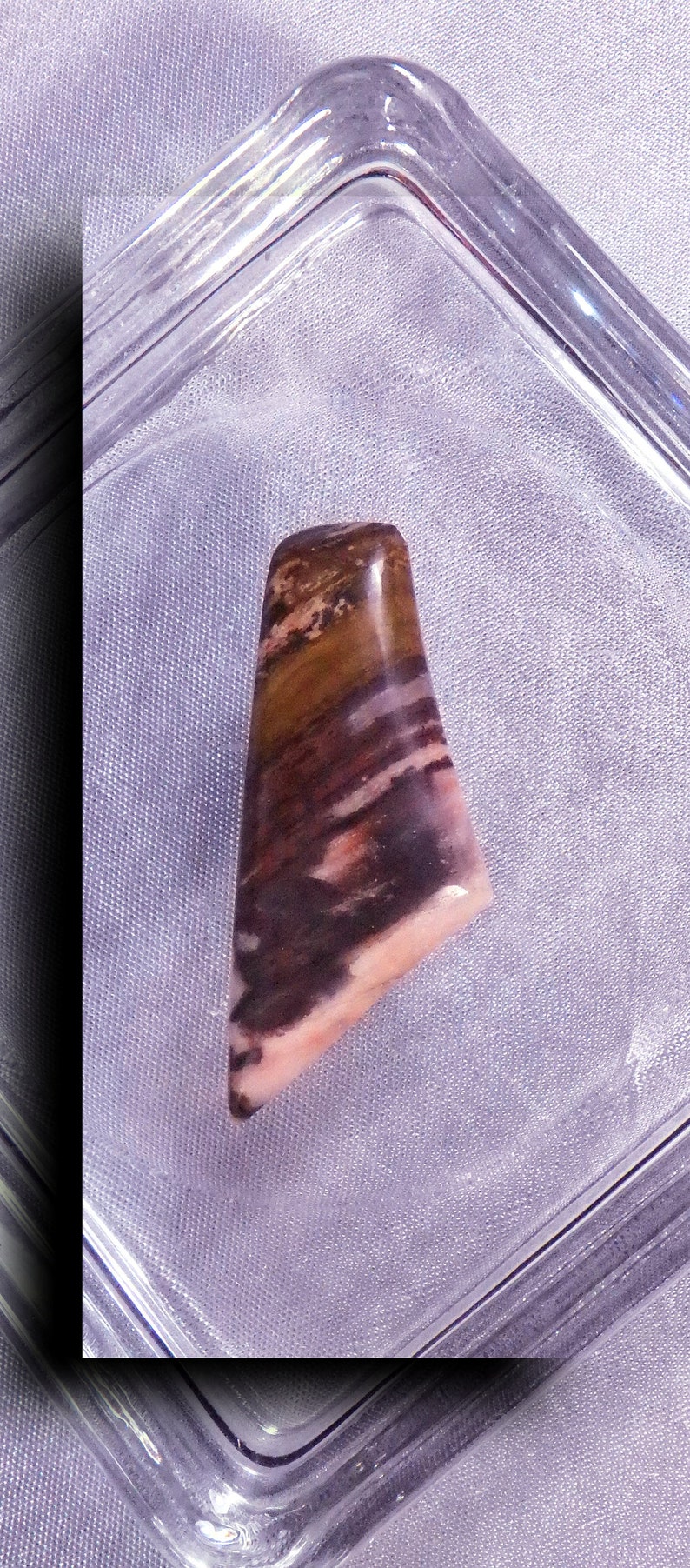 Pinyalling Jasper Designer Cabochon 6166